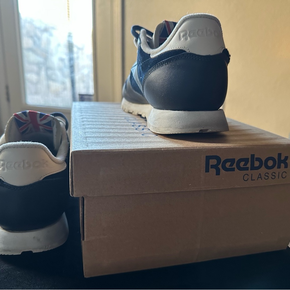 Navy Blue Reebok Classics - Picture 3 of 6